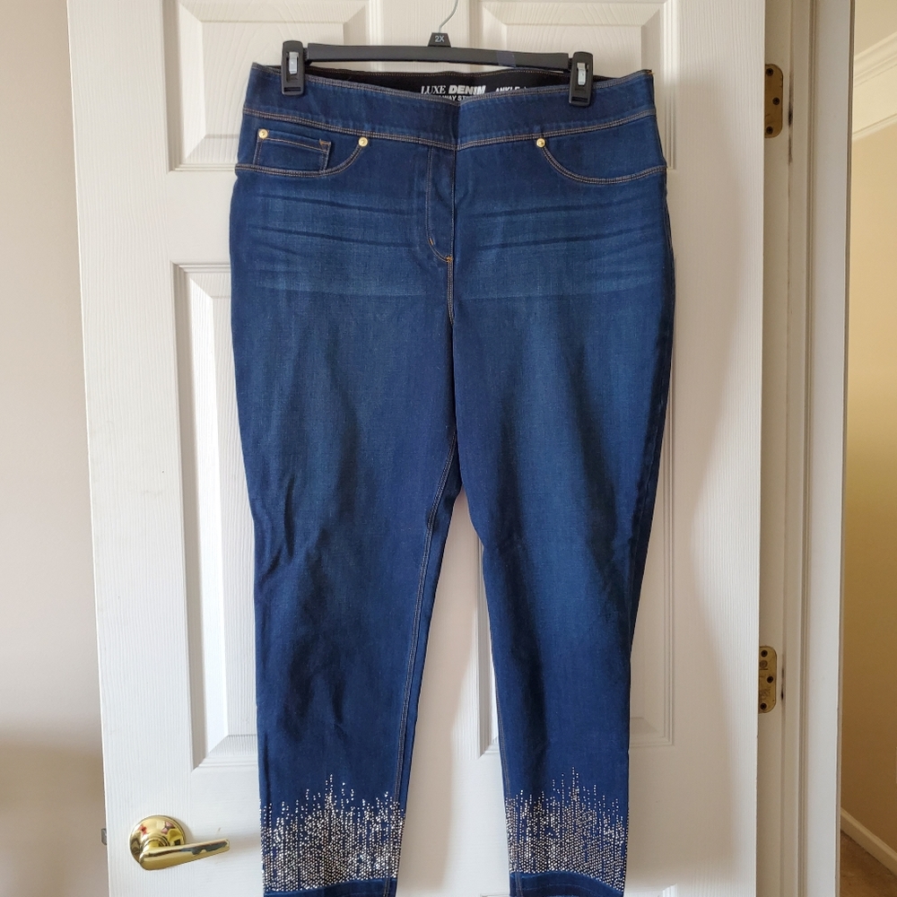 Women's Luxe Denim Stretch Jeans. Size 18-20